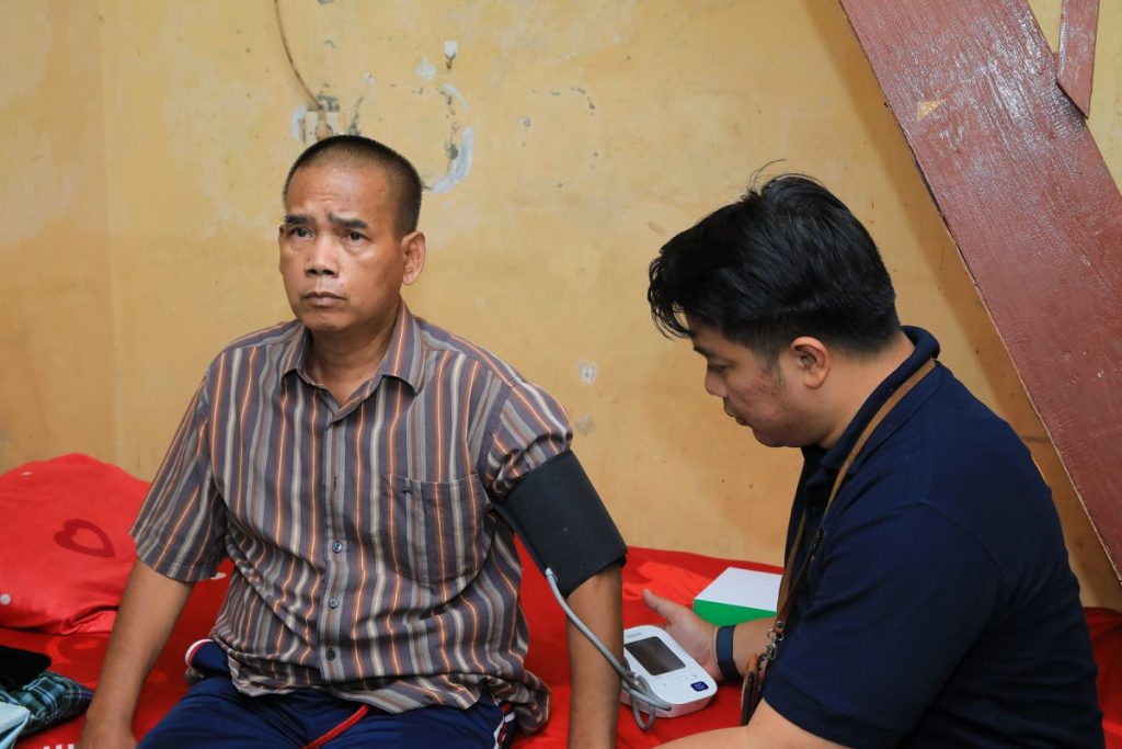 Anjangsana HUT Bhayangkara ke-79, Tim Baharkam Polri Kunjungi PNPP Sakit Pengatur Muda Joko Priyono.   