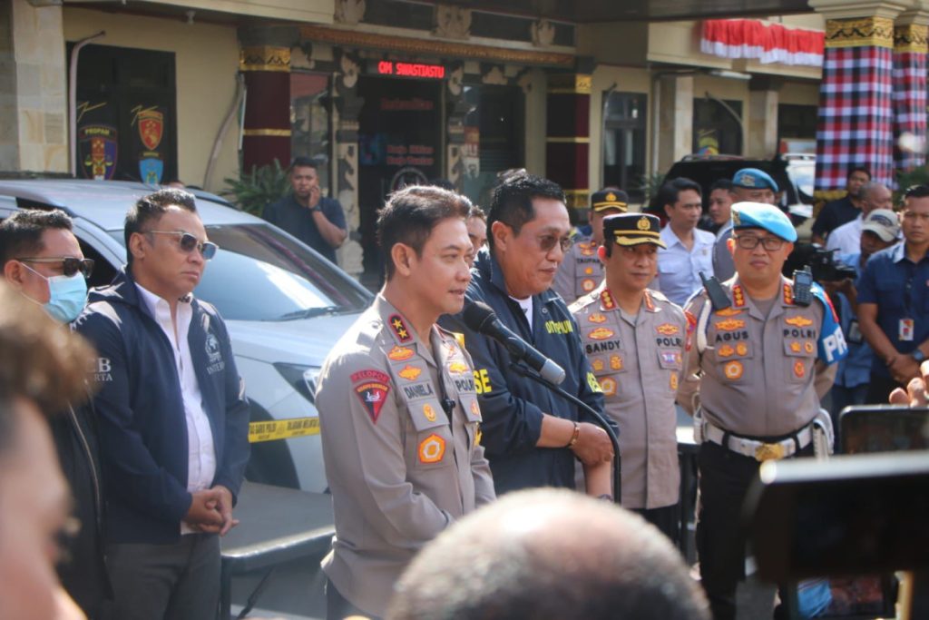 Dalam Waktu 2 X 24 Jam Polda Bali Berhasil Bekuk 3 Pelaku Penembakan WNA Australia.  