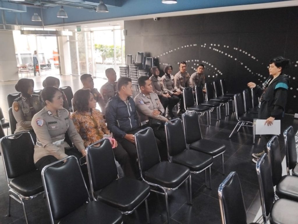 Tampil Kompak, Ditpamobvit Polda Metro Jaya Raih Juara di Ajang GASPOL SCTV.   