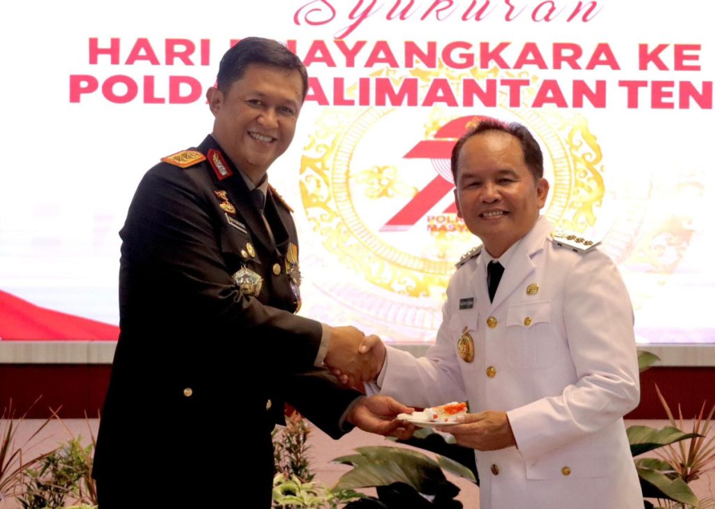 Hari Bhayangkara ke-79, Gubernur dan TNI Beri Kejutan Ke Kapolda Kalteng.   