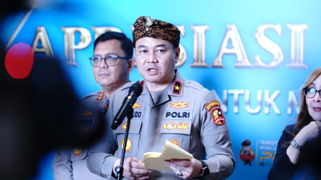 Polri Gelar Awarding Day “Polri Untuk Masyarakat”, Apresiasi Kreasi Masyarakat dan Personel Berprestasi.  