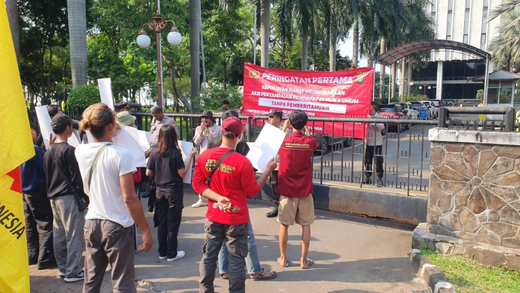 Aksi Tanpa Pemberitahuan, Kepolisian Tetap Berikan Pelayanan.   