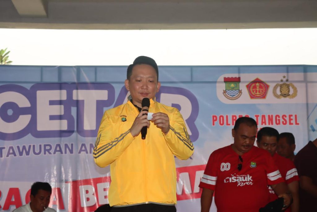 KAPOLRES TANGERANG SELATAN HADIRI OLAHRAGA BERSAMA TNI-POLRI DAN MASYARAKAT SERTA SOSIALISASIKAN PROGRAM CETAR DAN PELAYANAN PUBLIK DALAM RANGKA HUT KE-80 RI.