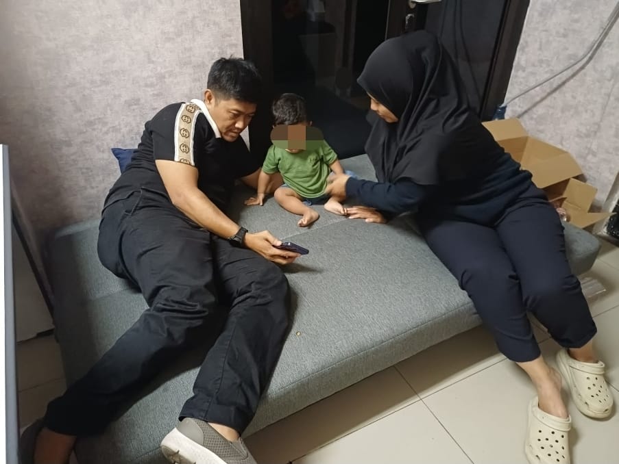 Polres Jakarta Pusat Tanggapi Isu Penahanan Ibu dan Bayi: Penanganan Sesuai Prosedur, Fakta Kasus Ungkap Niat Penipuan Rp420 Juta.  