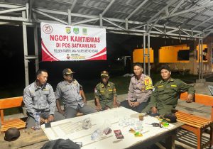 Bhabinkamtibmas Desa Sukatenang Intensifkan Kunjungan Poskamling Cegah Tawuran dan Jaga Keamanan.   